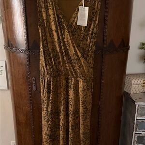 Garnet Hill Brown and Black Maxi Dress